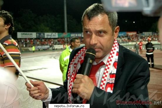 POZE - un antrenor naspa k olaroiu e cel mai tare :) - Lasati mesaje si poze mumoase