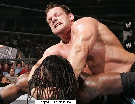 cripper cross face a lu chris benoit asupra lu booker t. poze