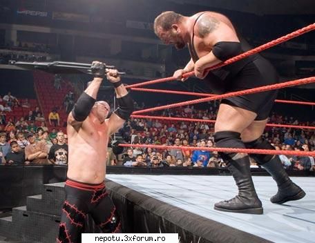 kane il loveste cu scaunu pe big show :) poze