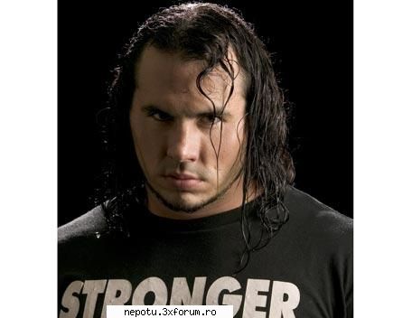 matt hardy un om care nu renunta niciodata :d poze